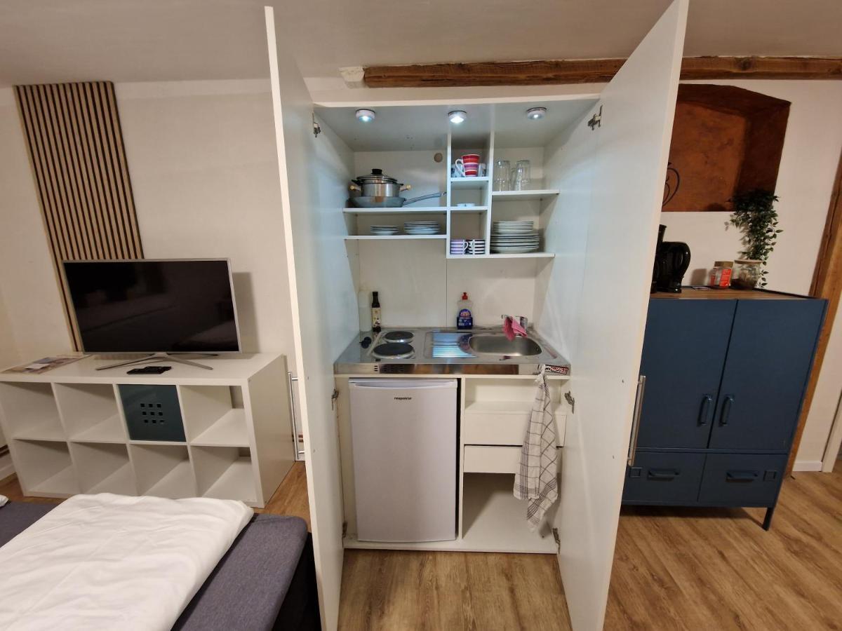Schoenes Apartment In Niebuell Екстер'єр фото